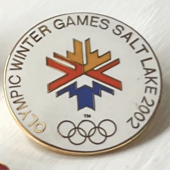 Vintage Utah Ski Snowbird and Salt Lake Winter Games 2002 Four Metal Enamel Pins - Picture 6 of 9